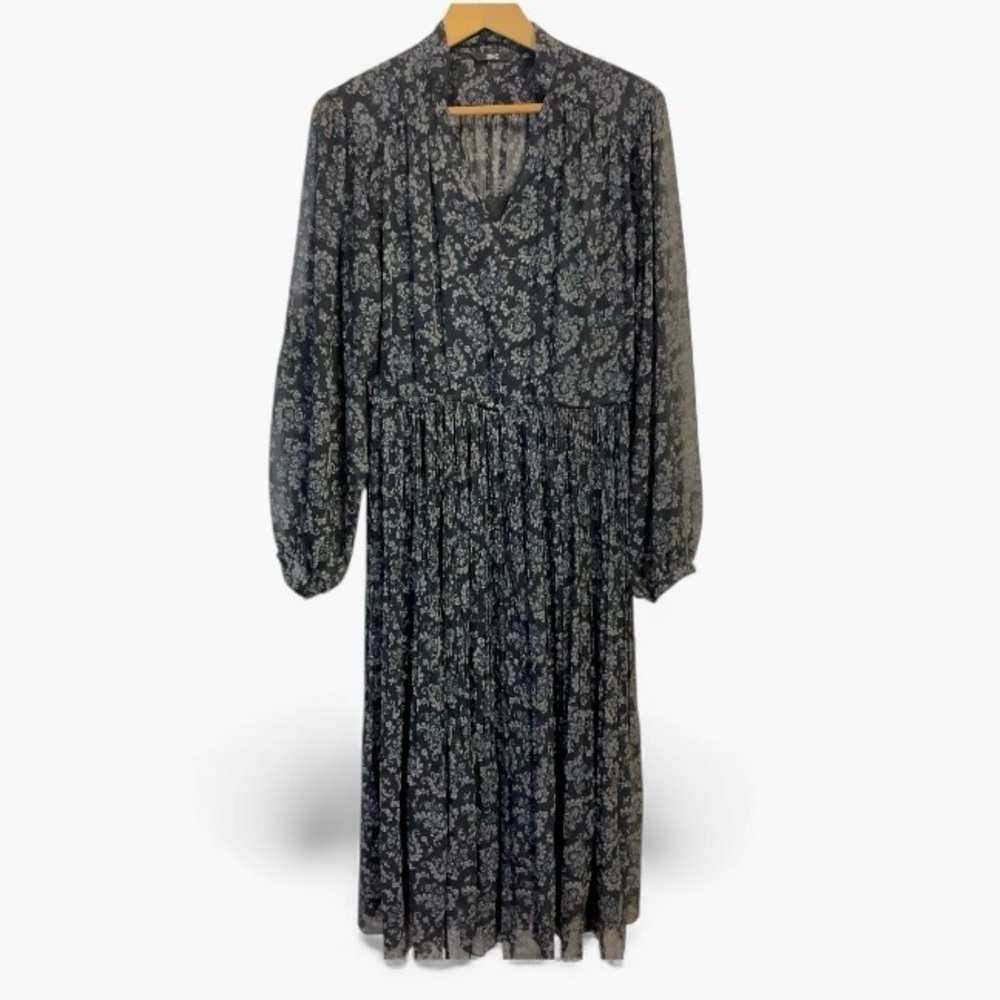 UNIQLO Midi Dress Size M Floral Pleated Long Sleeve Blue